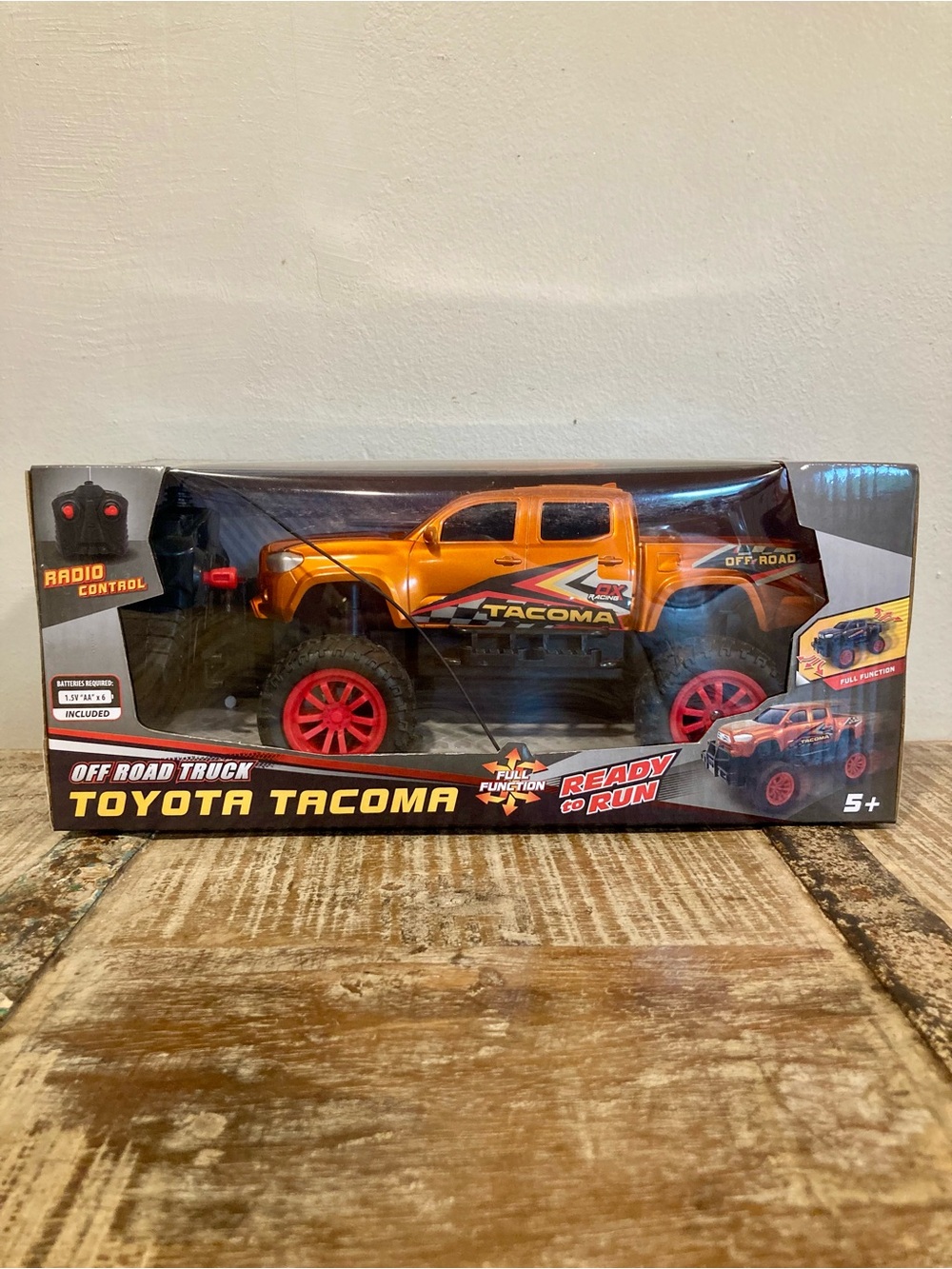 R/C Off Road Truck Toyota Tacoma Radio Control 27MHZ New Orange - Picture 15 of 15